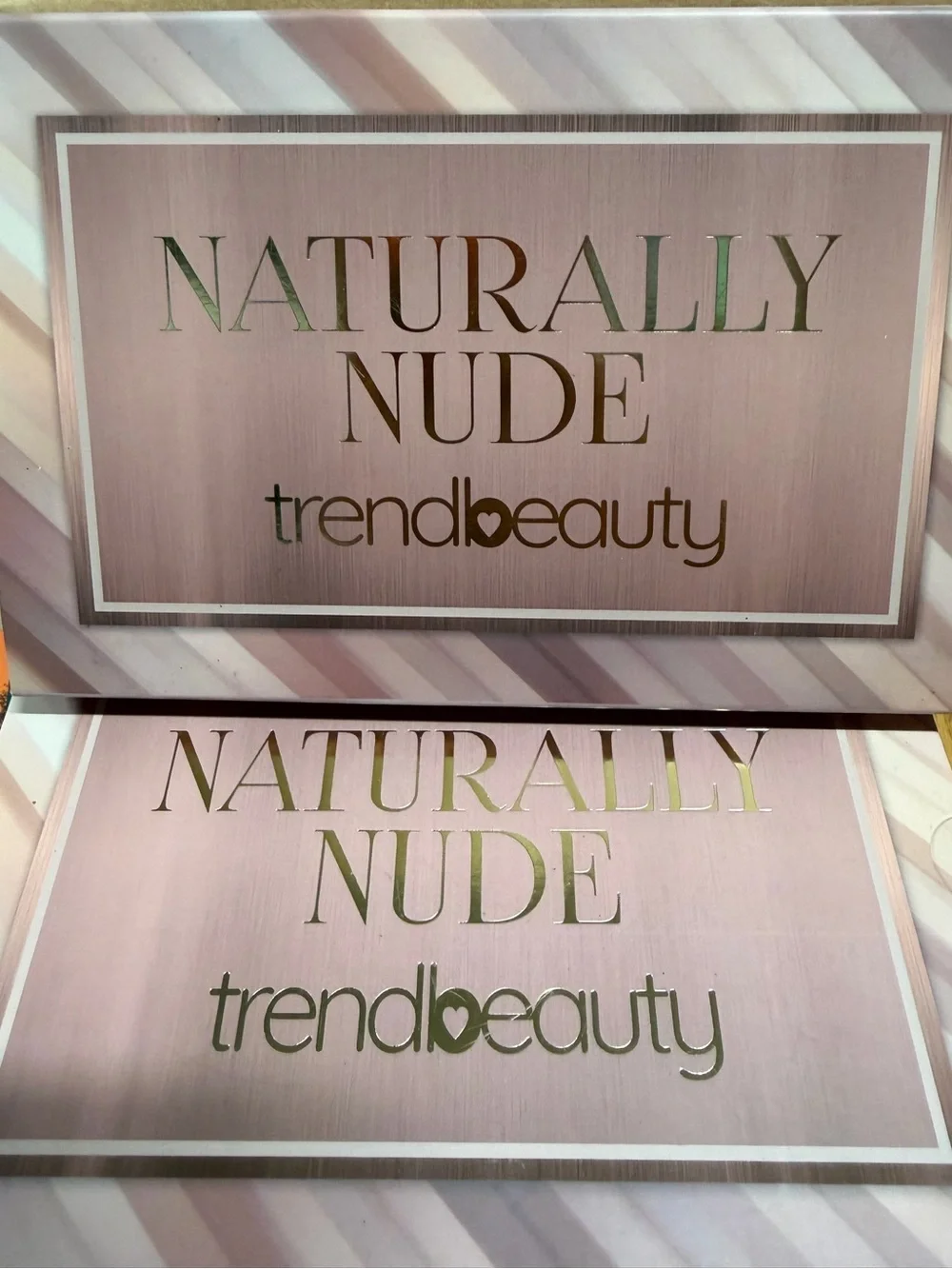 Trend Beauty Naturally Nude Palette Highlighter & Eyeshadow